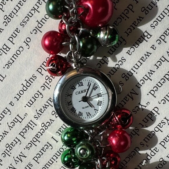 Christmas Theme Jingle Bell Bracelet Watch 7.25" with New Battery - Picture 9 of 11